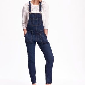 {Old Navy} Skinny Jean Overalls